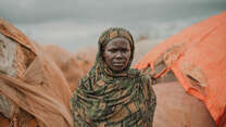 Malabey Baube, en mamma till sju barn, kom till flyktinglägret Torotorow IDP i Somalia efter svår torka..